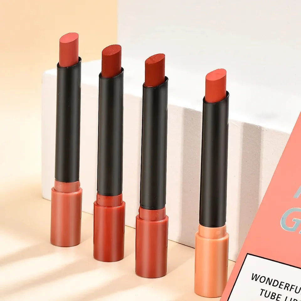4-in-1 Trending Lipstick Set β Cigarette-Shaped Matte Lipsticks, Long-Lasting, Easy to Apply, Non-Sticky & Fade-Resistant Lip Gloss for Makeup Lovers