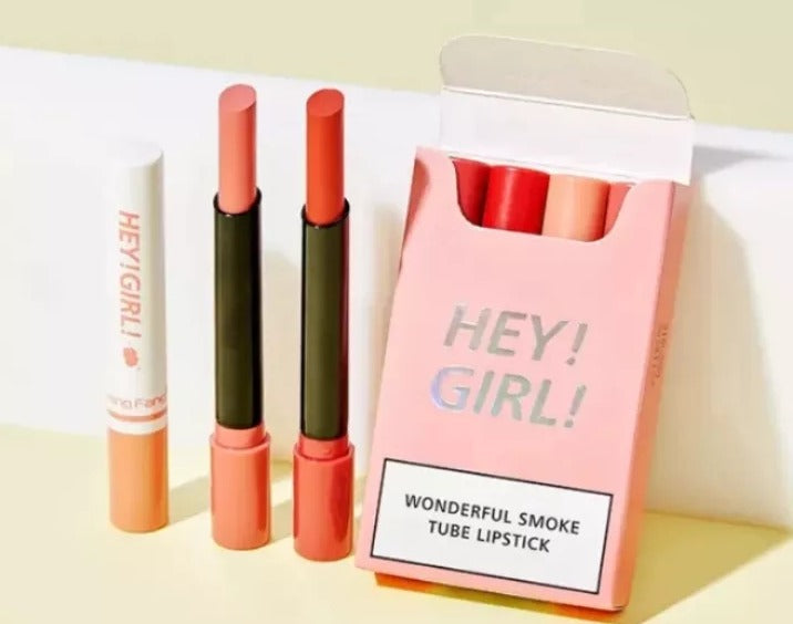 4-in-1 Trending Lipstick Set β Cigarette-Shaped Matte Lipsticks, Long-Lasting, Easy to Apply, Non-Sticky & Fade-Resistant Lip Gloss for Makeup Lovers